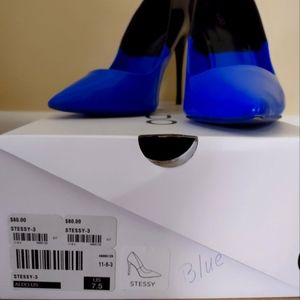 Aldo "Stessy" size 7.5 Blue/Black